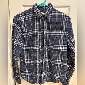 3 men’s flannel shirts. Red/navyy/blackk plaids.
